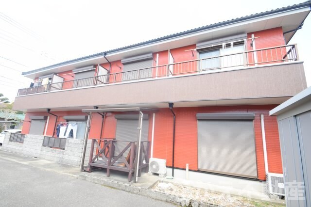 物件外観写真2　(外はこのようになっています)