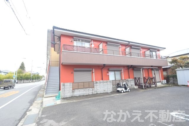 物件外観写真3　(きれいな外観です)