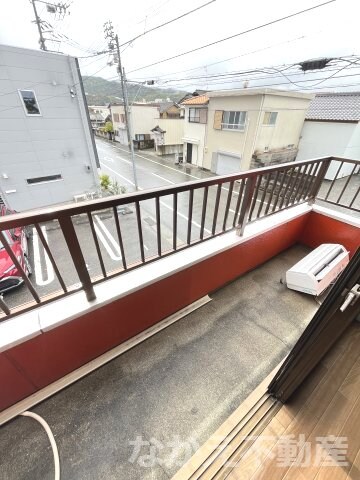 物件内観写真13　(外からの目が気にならないバルコニーで洗濯物が干せます)