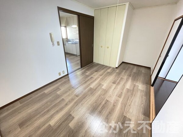 寝室(寝室です)