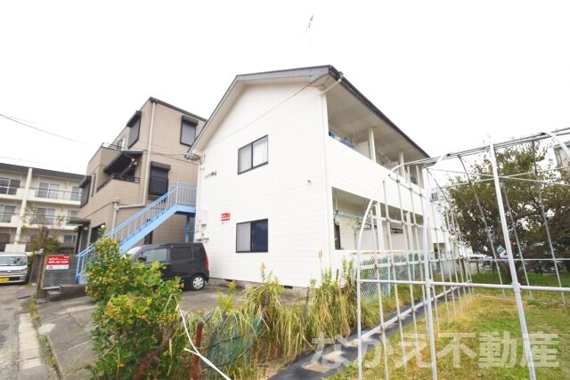 物件外観写真2　(おしゃれな外観です)