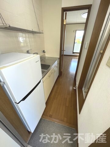 物件内観写真10　(ゆったりとした玄関です)