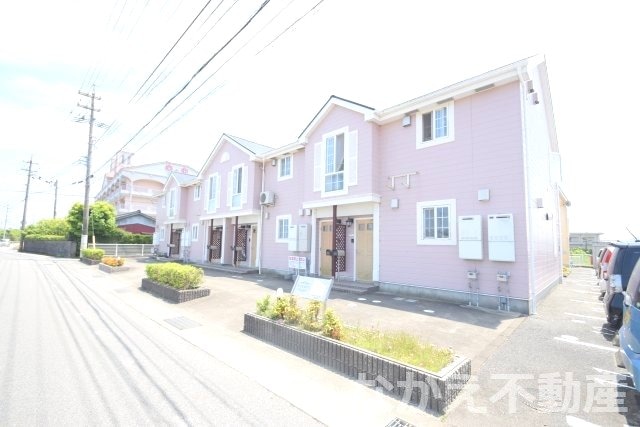 物件外観写真1　(おしゃれな外観です)