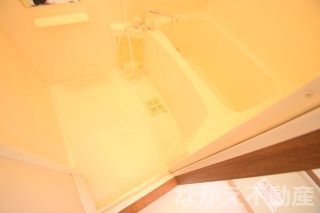 物件内観写真6　(日々の暮らしに欠かせないお風呂です)