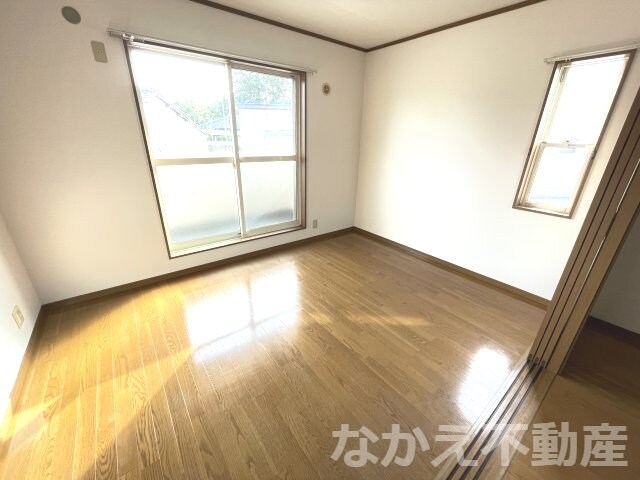 物件内観写真3　(洋室です)