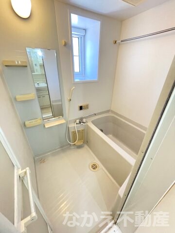 物件内観写真8　(ゆったり過ごせるお風呂です)