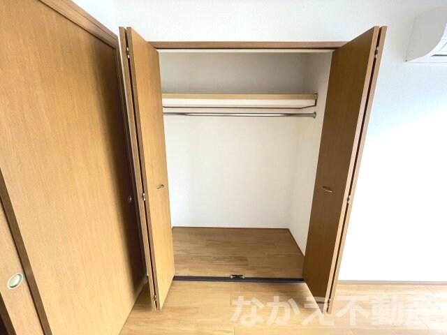 物件内観写真11　(ちょっとした収納スペースも充実しています)