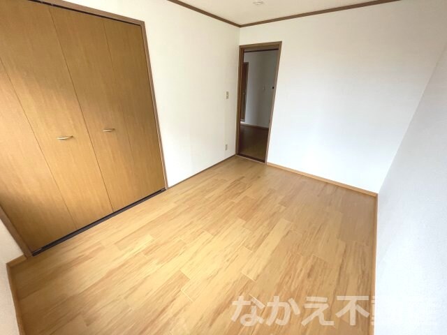 物件内観写真14　(使い勝手のいい寝室です)