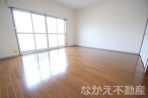 ラ・イーストサン外観写真