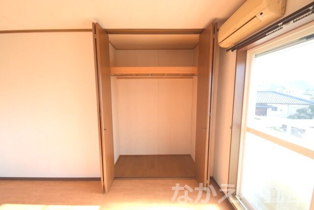 物件内観写真11　(こまごまとしたものを収納できそうですね)