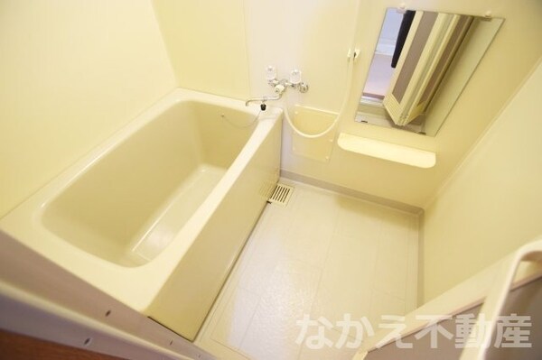 浴室(お風呂で日々の疲れを落としましょう)