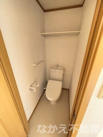 物件内観写真7　(コンパクトで使いやすいトイレです)