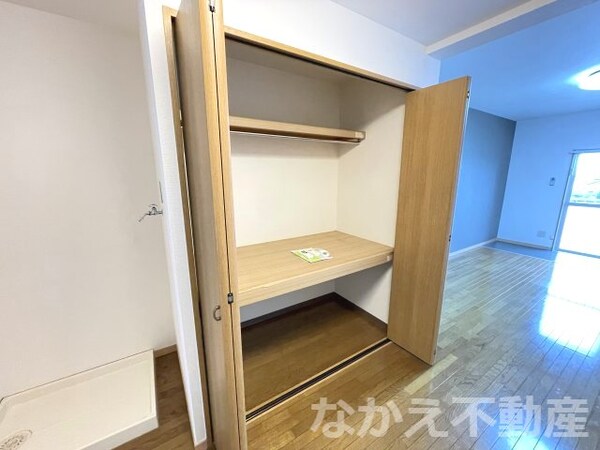 収納(便利な収納スペースです)