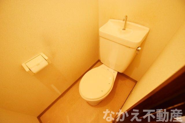 物件内観写真7　(コンパクトで使いやすいトイレです)
