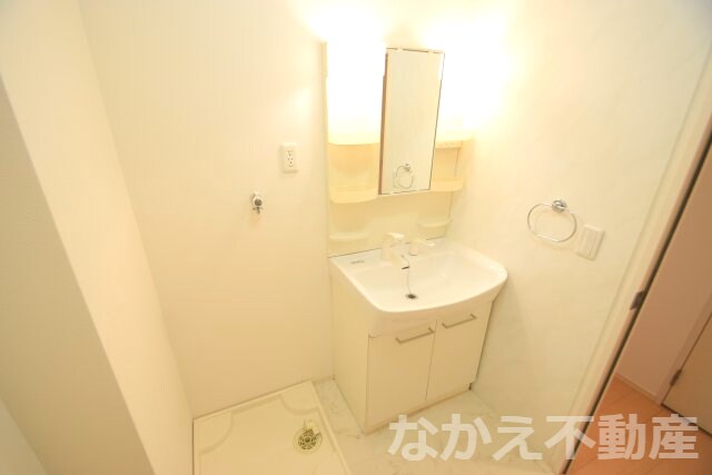 物件内観写真10　(スペースが確保できる洗面所です)