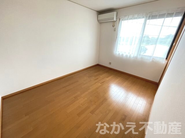 物件内観写真5　(落ち着いて過ごせるお部屋なので、寝室にいかがでしょうか)