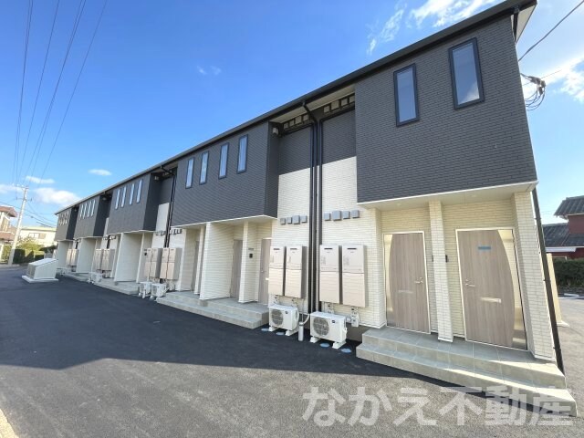 物件外観写真1　(物件の外観です)