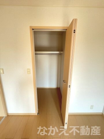 物件内観写真8　(便利な収納スペースです)
