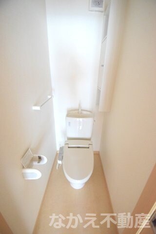 物件内観写真7　(コンパクトで使いやすいトイレです)