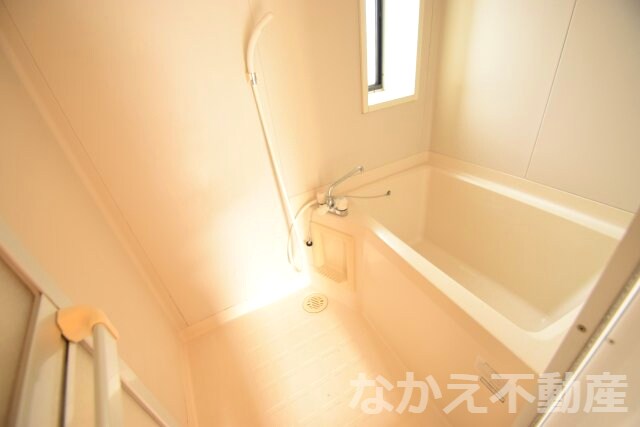 物件内観写真6　(お風呂です)