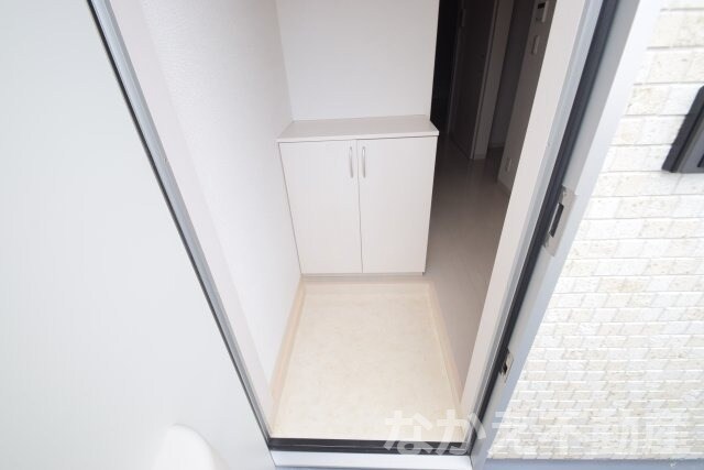 物件内観写真8　(きれいな玄関です)