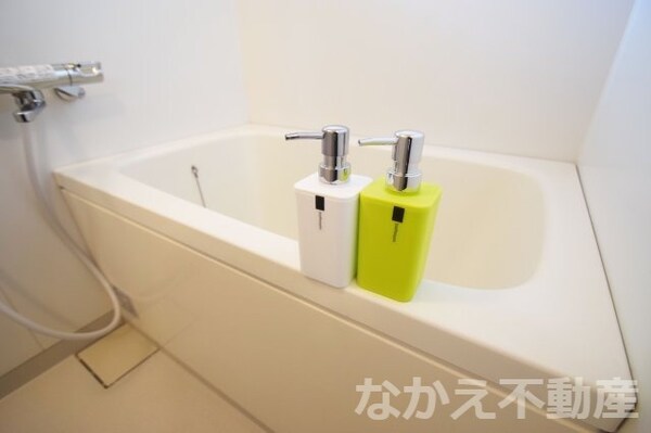 浴室(日々の疲れを癒すお風呂付です)