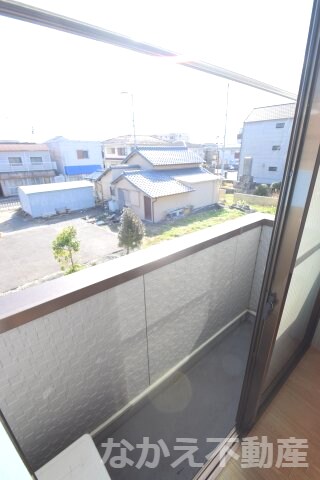 物件内観写真9　(バルコニー付きです)