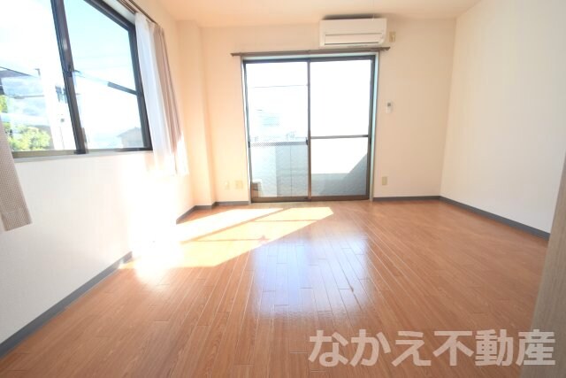 物件内観写真14　(居間です)