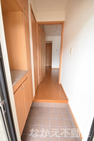 物件内観写真9　(きれいな玄関です)