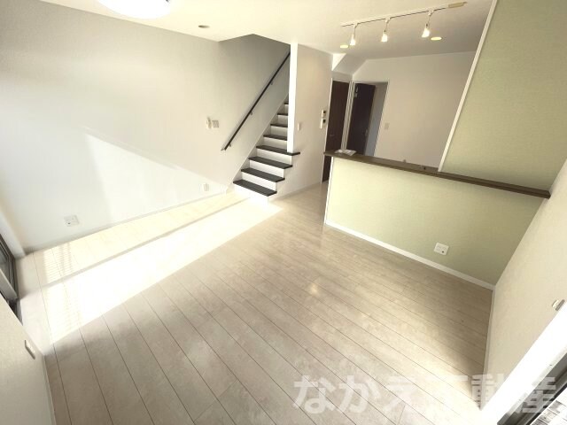 物件内観写真3　(居間です)