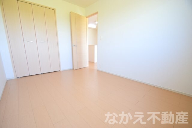 物件内観写真4　(使い勝手のいい寝室です)