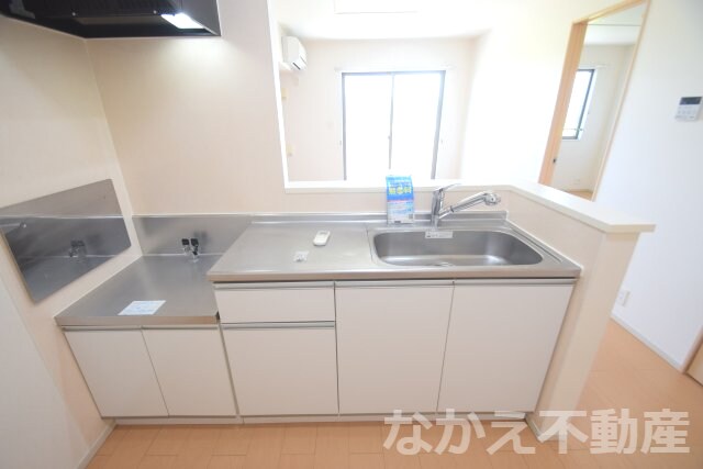 物件内観写真5　(キッチンでお料理をお楽しみください)