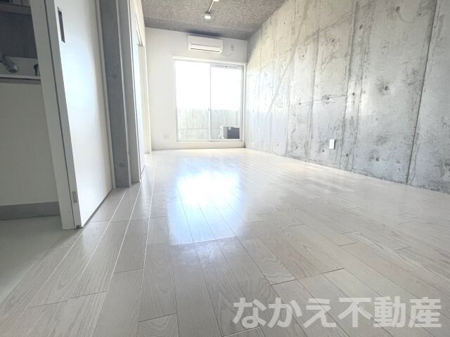 物件内観写真4　(使いやすい居間です)