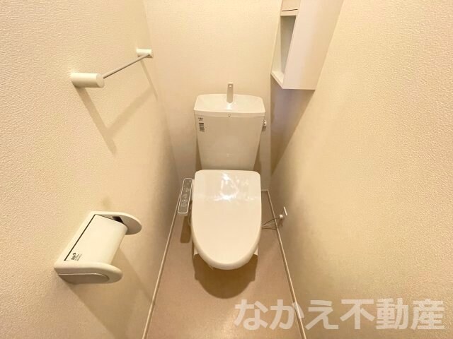 物件内観写真8　(落ち着いたトイレです)