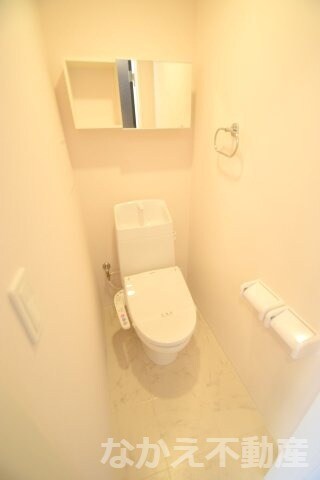物件内観写真7　(シンプルで使いやすいトイレです)