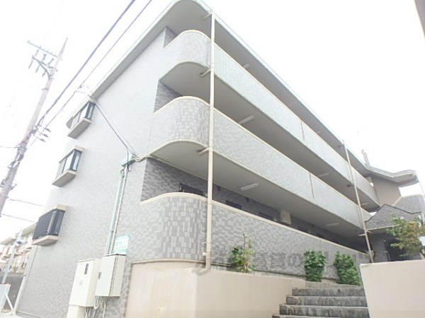 グランシャリオＢ棟