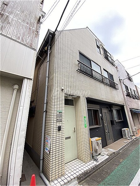 黒沢ビル(クロサワビル)外観写真
