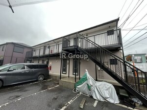 シャン・ド・フレール　Ｂ棟外観写真