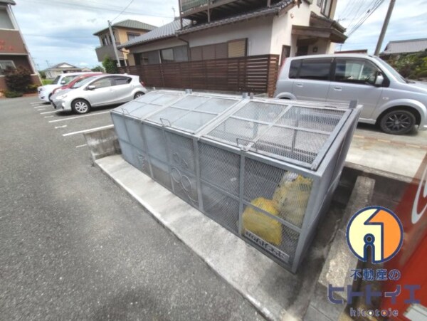 建物設備(敷地内ゴミステーションです)