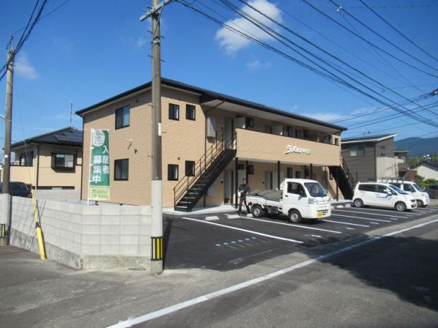 ラ・メゾン中原