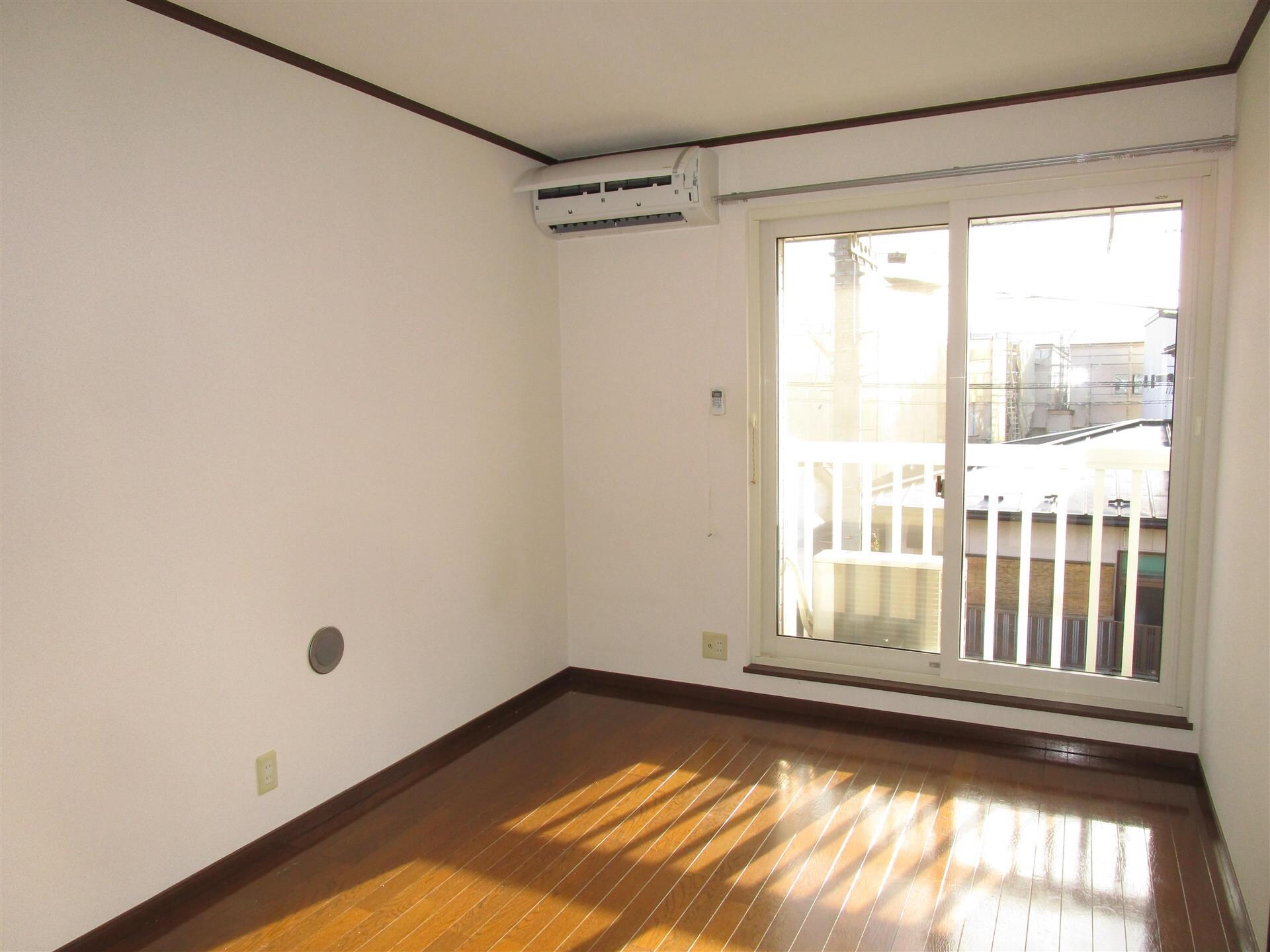 物件内観写真3　(参考写真（Ｃ202号室）)