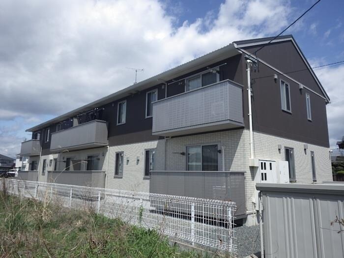 物件外観写真1　(Ｂ棟)