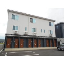 RIV(アールフォー) A棟の外観写真