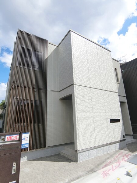 キャトルセゾン外観写真