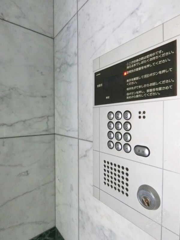 敷地内/建物(オートロック付きで部外者シャットアウト♪)