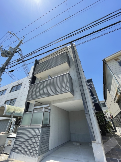 エヌエムヴァンヌフ