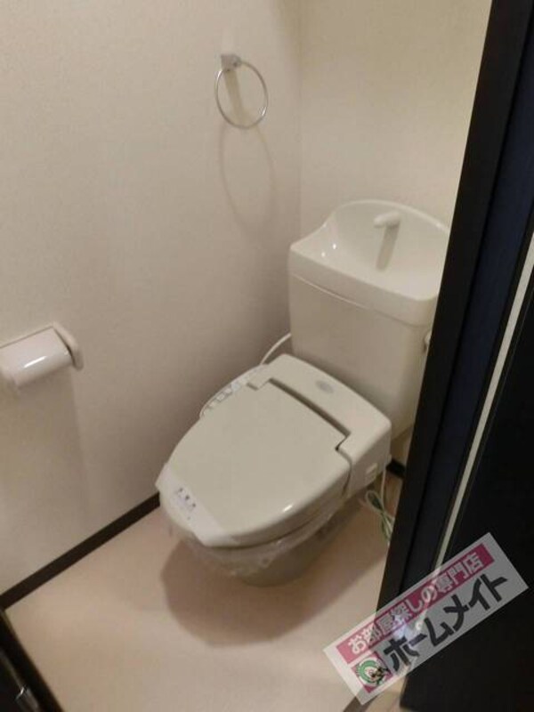 トイレ(温水洗浄便座です♪)