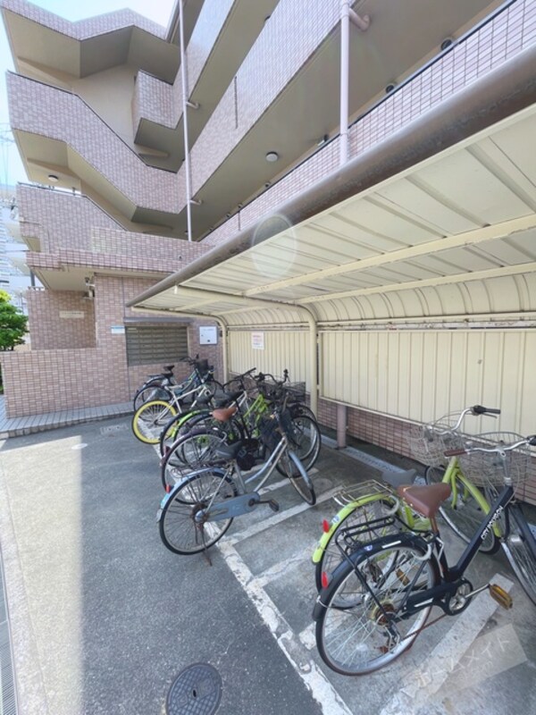 駐車場(駐輪場)