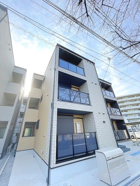 アバンティオ平野市町外観写真