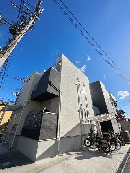 GRANDTIC　ポルックス外観写真